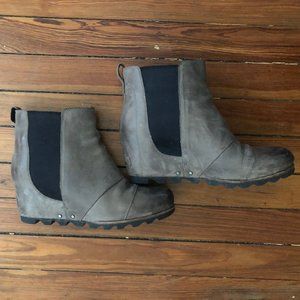 SOREL Joan of Arctic Gray Wedge Boots